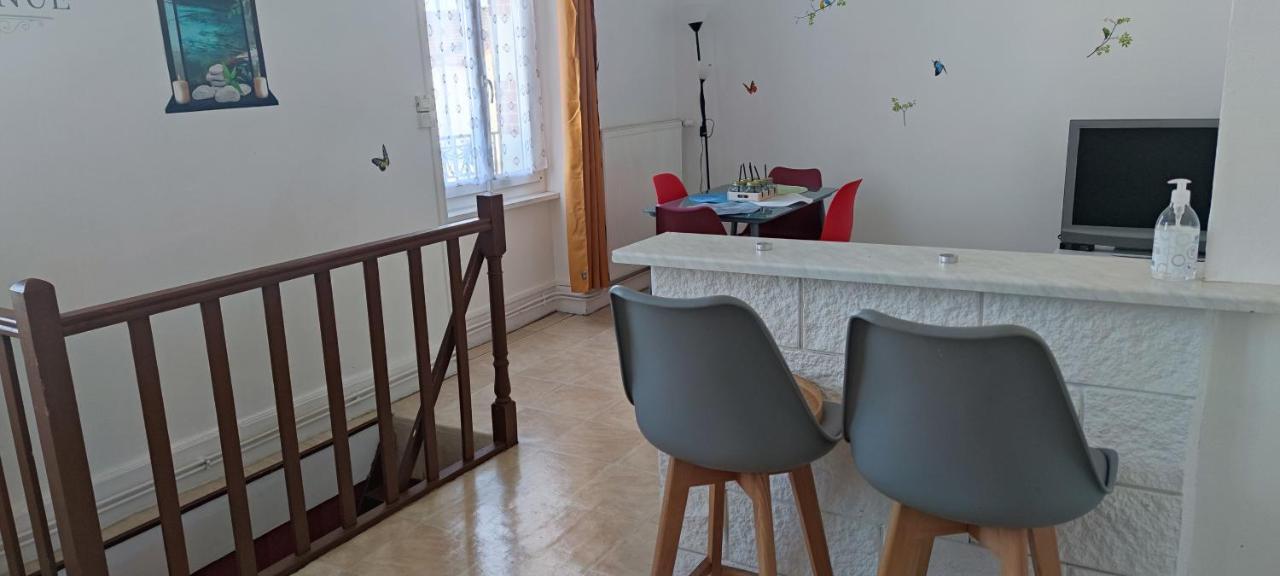 Duplex F2 Confort Proche Centre Avec Parking Gratuit Apartment Montlucon