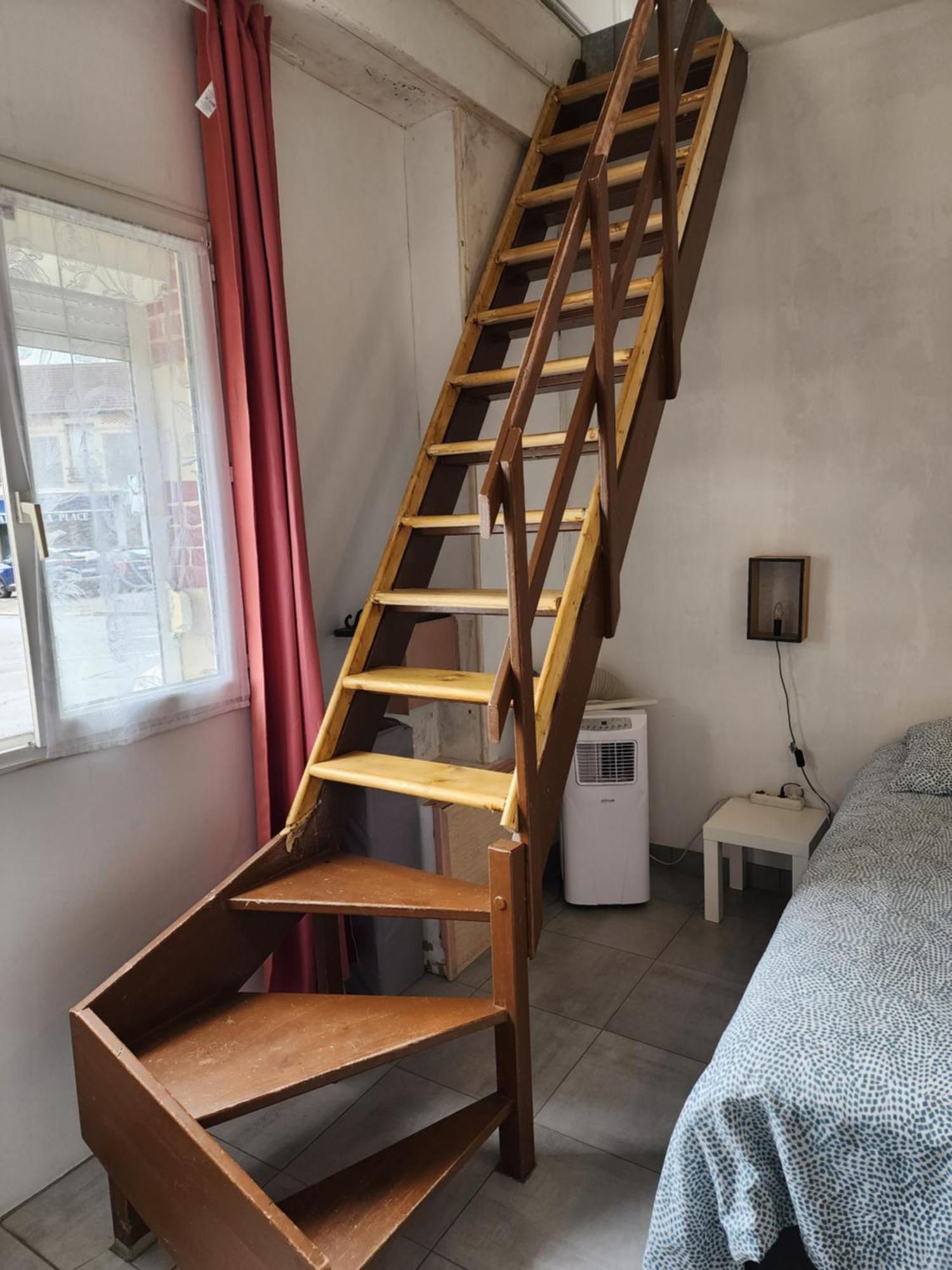 Duplex F2 Confort Proche Centre Avec Parking Gratuit Apartment